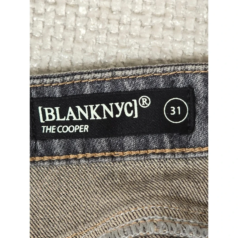 BLANKNYC The Cooper Long‎ Slim Straight Jeans Dark Wash Size 31 with Side Stripe